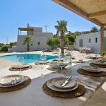 Nif With Private Swimming Pool