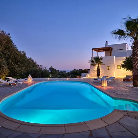 فيلة Nif With Private Swimming Pool *