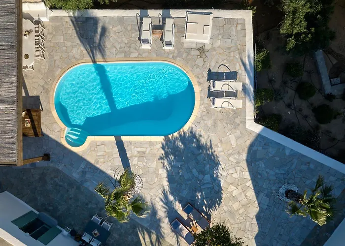 Nif With Private Swimming Pool *